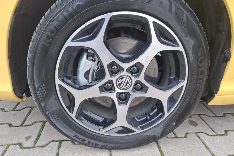 MG MG3 din 2024 cu 4.487 km - oferta MG0243575 - foto 4