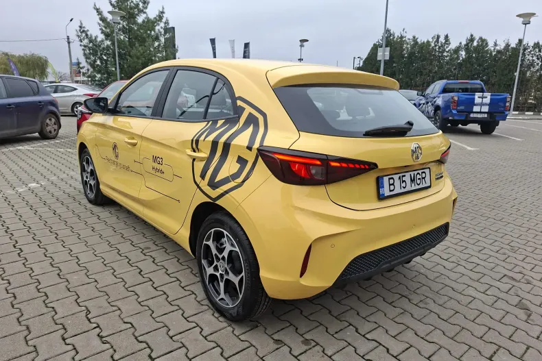 MG MG3 din 2024 cu 4.487 km - oferta MG0243575 - foto 7