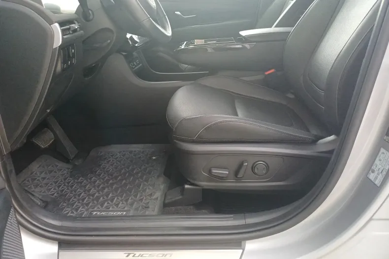 Hyundai Tucson din 2024 cu 36.480 km - oferta HYU243578 - foto 11