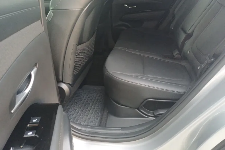 Hyundai Tucson din 2024 cu 36.480 km - oferta HYU243578 - foto 21