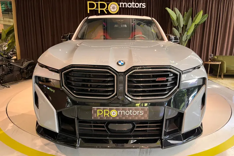 BMW XM (Seria X) din 2023 cu 49.850 km - oferta BMW243585 - foto 2