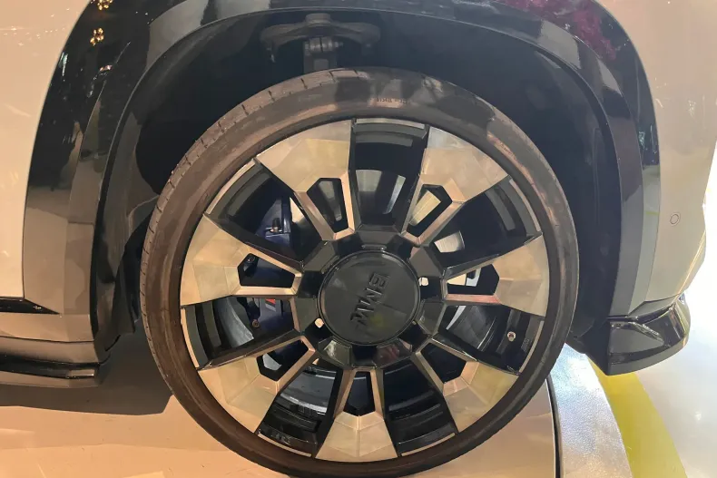 BMW XM (Seria X) din 2023 cu 49.850 km - oferta BMW243585 - foto 16