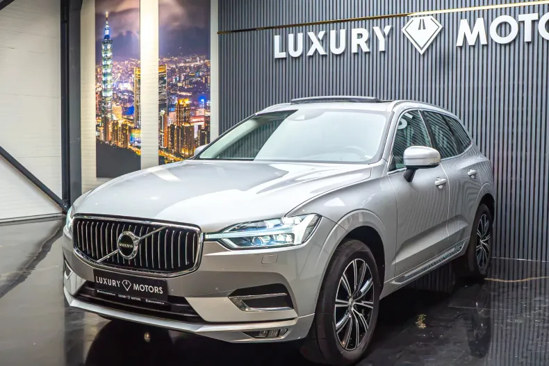 Volvo XC60 din 2020 cu 165.200 km - oferta VOL243590 - foto 1
