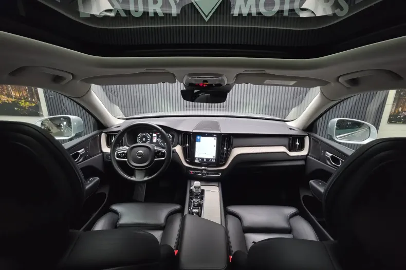 Volvo XC60 din 2020 cu 165.200 km - oferta VOL243590 - foto 2