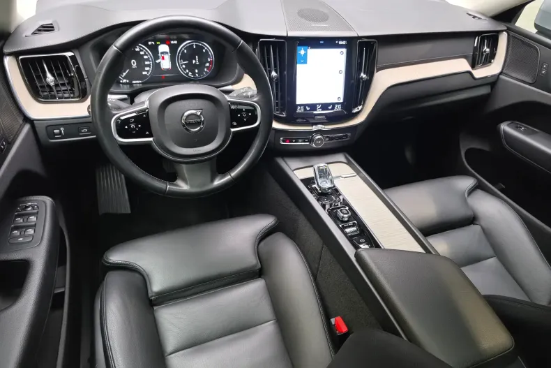 Volvo XC60 din 2020 cu 165.200 km - oferta VOL243590 - foto 13