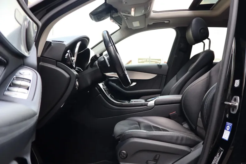 Mercedes-Benz GLC 300 (Clasa GLC) din 2021 cu 133.639 km - oferta MER243594 - foto 11
