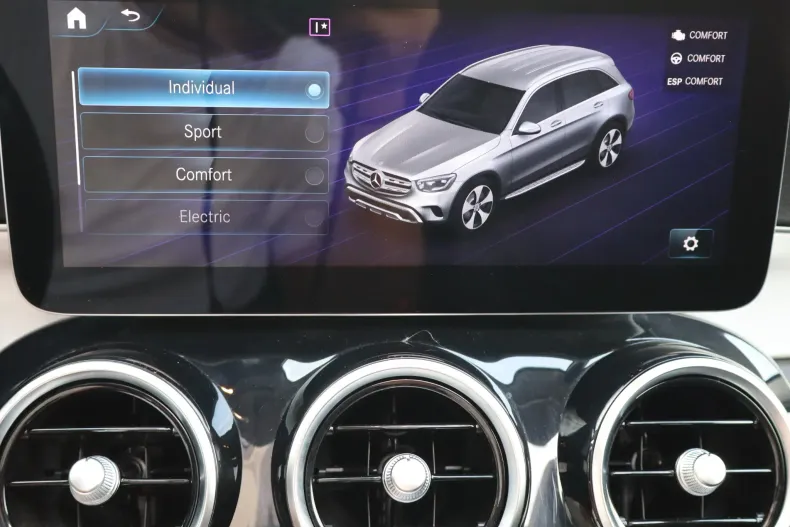 Mercedes-Benz GLC 300 (Clasa GLC) din 2021 cu 133.639 km - oferta MER243594 - foto 31
