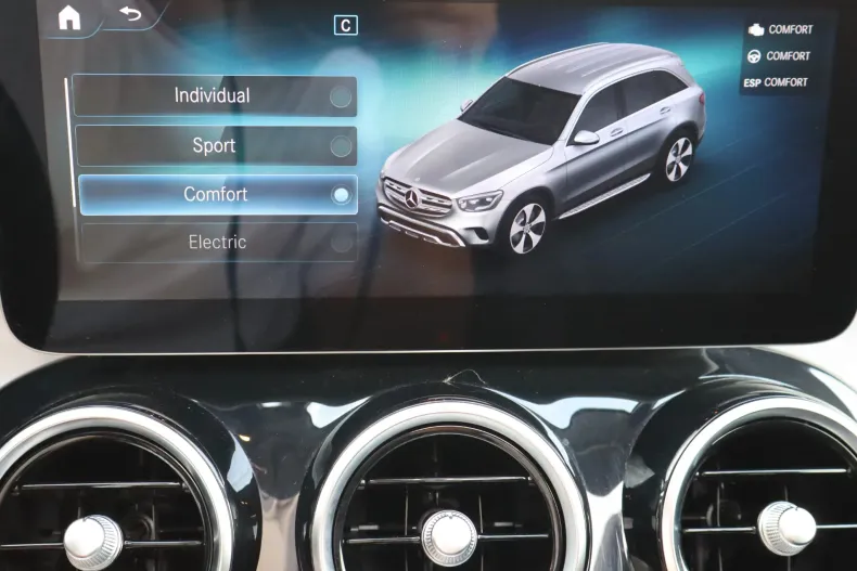 Mercedes-Benz GLC 300 (Clasa GLC) din 2021 cu 133.639 km - oferta MER243594 - foto 33