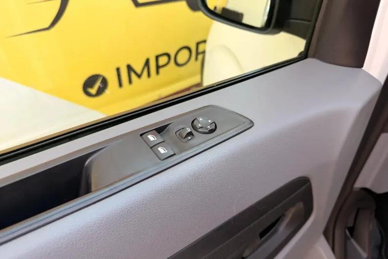 Opel Vivaro din 2021 cu 137.230 km - oferta OPE243596 - foto 11
