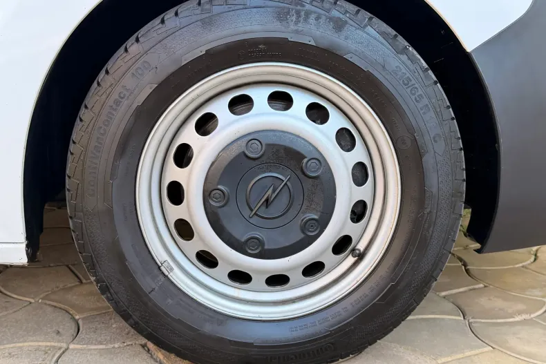 Opel Vivaro din 2021 cu 137.230 km - oferta OPE243596 - foto 12