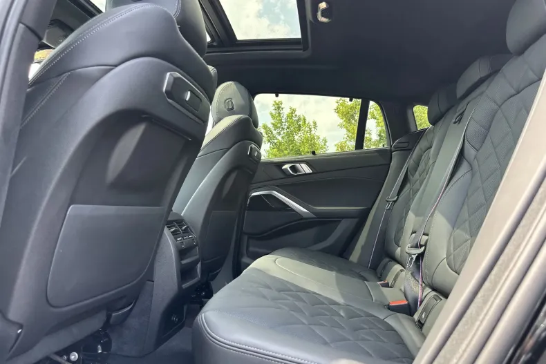 BMW X6 (Seria X) din 2024 cu 85.229 km - oferta BMW243599 - foto 12