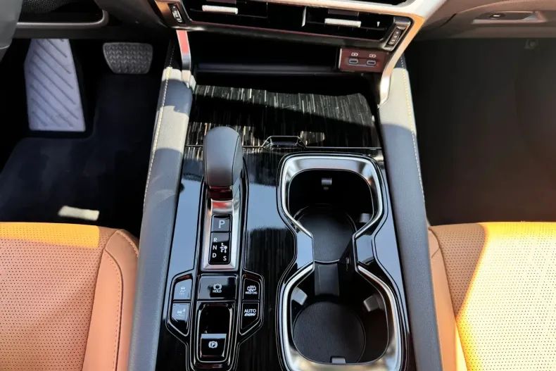 Lexus Seria RX din 2025 cu 4 km - oferta LEX243601 - foto 19