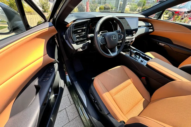 Lexus Seria RX din 2025 cu 4 km - oferta LEX243601 - foto 23
