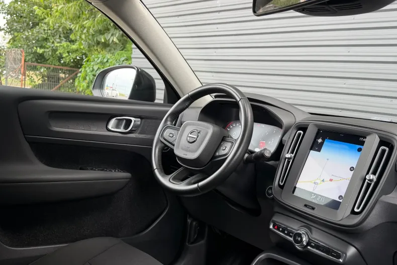 Volvo XC40 din 2020 cu 165.000 km - oferta VOL243602 - foto 8