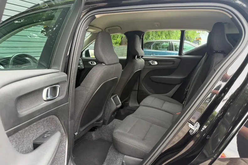 Volvo XC40 din 2020 cu 165.000 km - oferta VOL243602 - foto 15