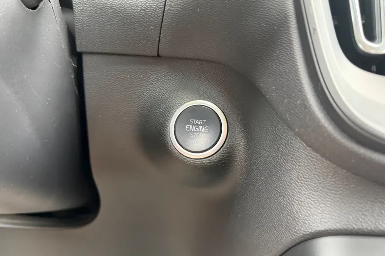 Volvo XC40 din 2020 cu 165.000 km - oferta VOL243602 - foto 25