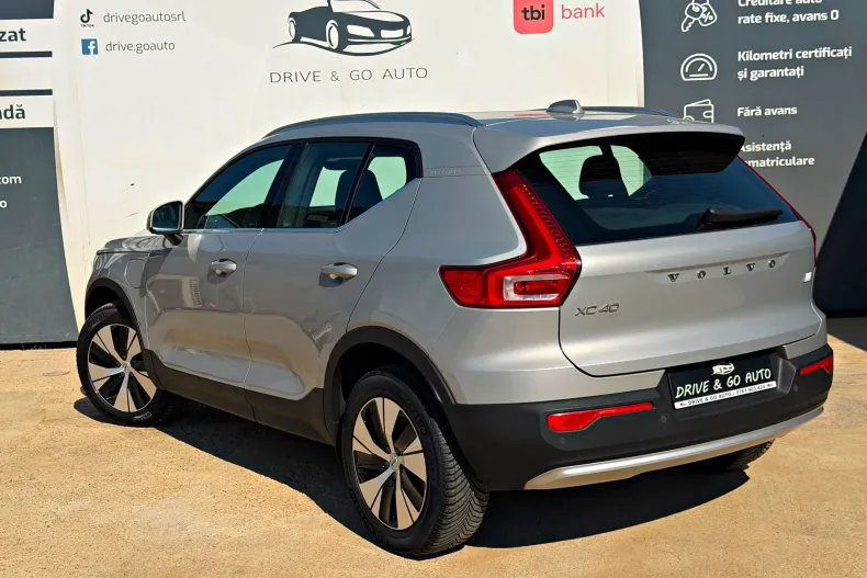 Volvo XC40 din 2023 cu 99.900 km - oferta VOL243607 - foto 3