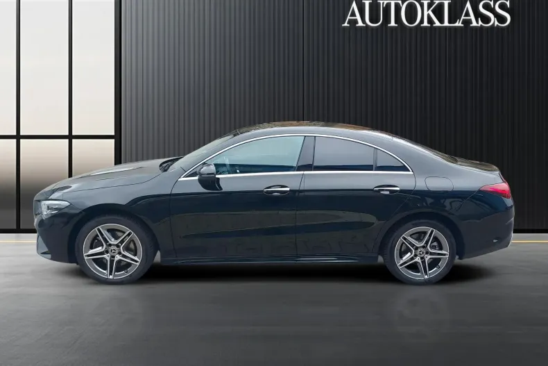 Mercedes-Benz CLA 250 (Clasa CLA) din 2024 cu 17.172 km - oferta MER243610 - foto 2