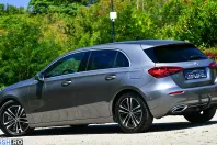 Mercedes-Benz A 180 (Clasa A) din 2024 cu 44.426 km - oferta MER243612 - foto 4