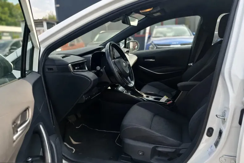 Toyota Corolla din 2022 cu 75.956 km - oferta TOY243613 - foto 20