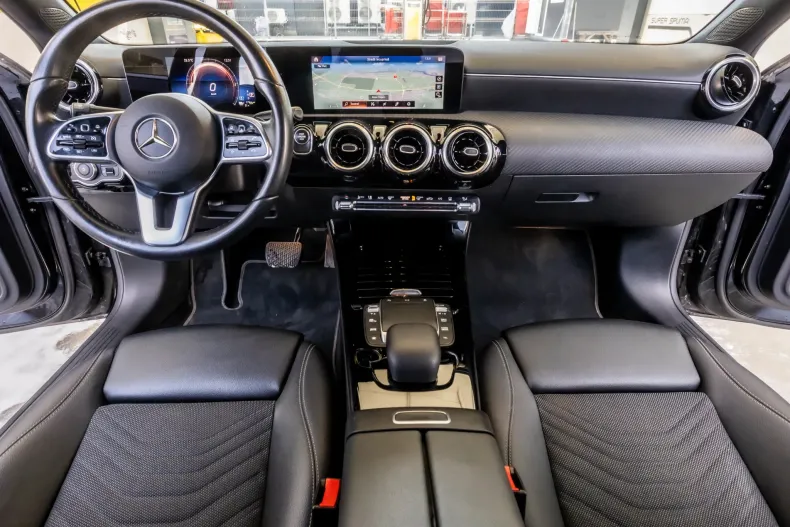 Mercedes-Benz A 250 (Clasa A) din 2021 cu 94.000 km - oferta MER243617 - foto 15