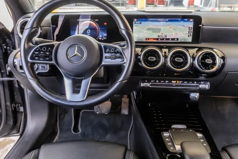Mercedes-Benz A 250 (Clasa A) din 2021 cu 94.000 km - oferta MER243617 - foto 16