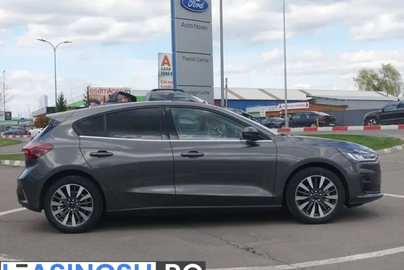 Ford Focus din 2025 cu 1 km - oferta FOR243621 - foto 4