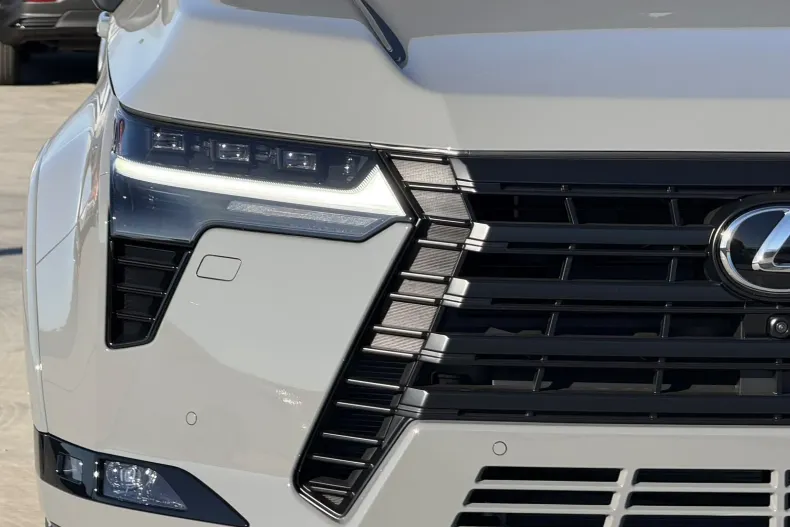 Lexus Seria GX din 2026 cu 10 km - oferta LEX243624 - foto 8