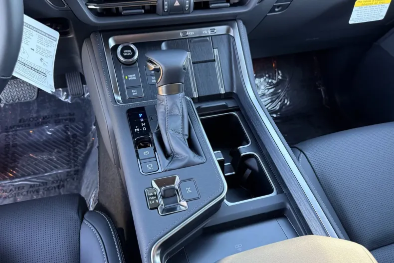 Lexus Seria GX din 2026 cu 10 km - oferta LEX243624 - foto 15