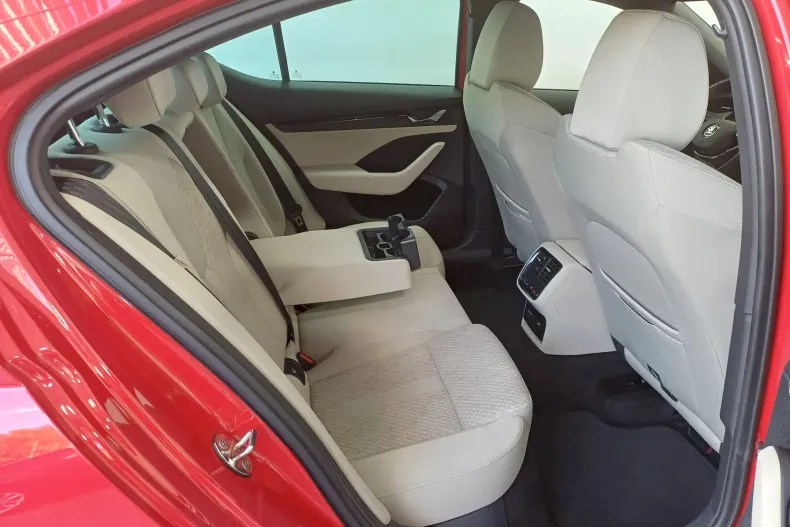 Skoda Octavia din 2021 cu 57.824 km - oferta SKO243626 - foto 34