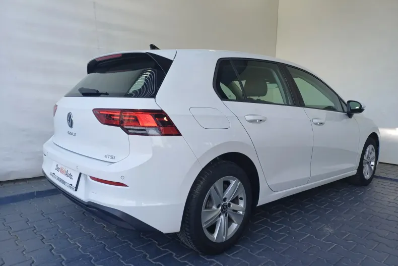 Volkswagen Golf din 2024 cu 38.209 km - oferta VOL243627 - foto 33