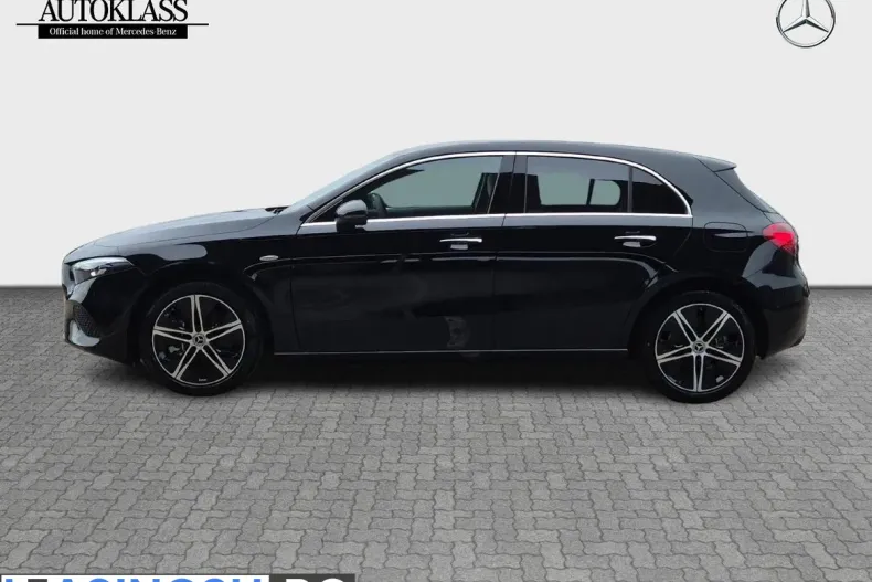 Mercedes-Benz A 250 (Clasa A) din 2025 cu 3.000 km - oferta MER243636 - foto 3