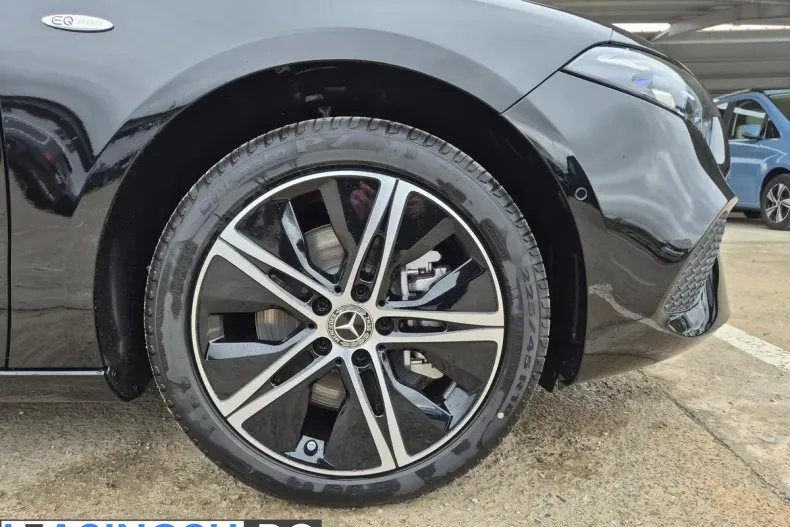 Mercedes-Benz A 250 (Clasa A) din 2025 cu 3.000 km - oferta MER243636 - foto 16