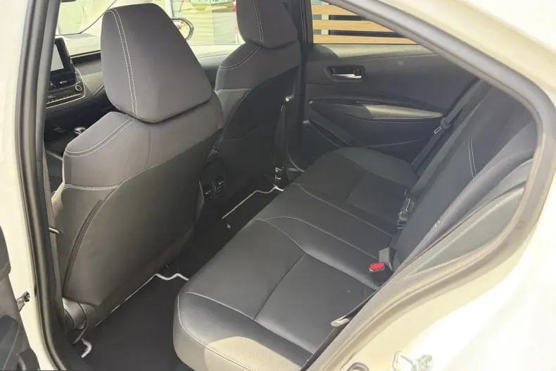 Toyota Corolla din 2022 cu 145.740 km - oferta TOY243639 - foto 11