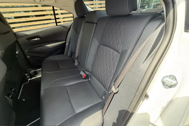 Toyota Corolla din 2022 cu 145.740 km - oferta TOY243639 - foto 12