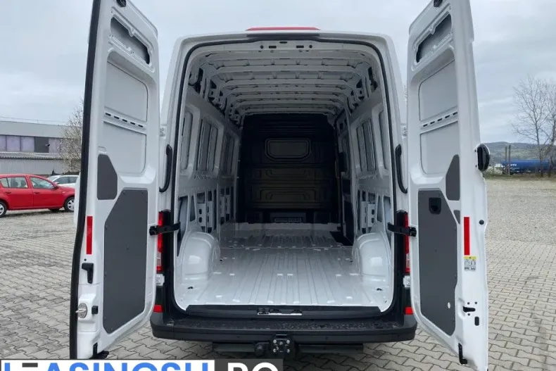 Volkswagen Crafter din 2026 cu 5 km - oferta VOL243643 - foto 5