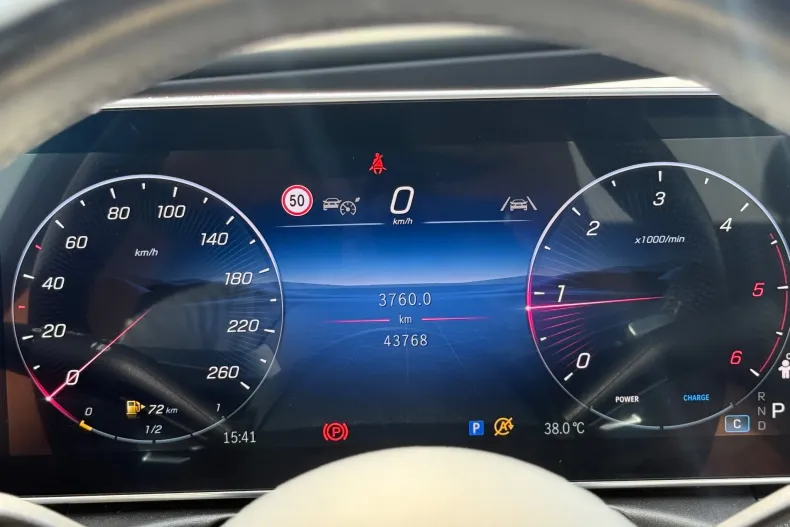 Mercedes-Benz CLE 220 (Clasa CLE) din 2024 cu 43.768 km - oferta MER243657 - foto 15