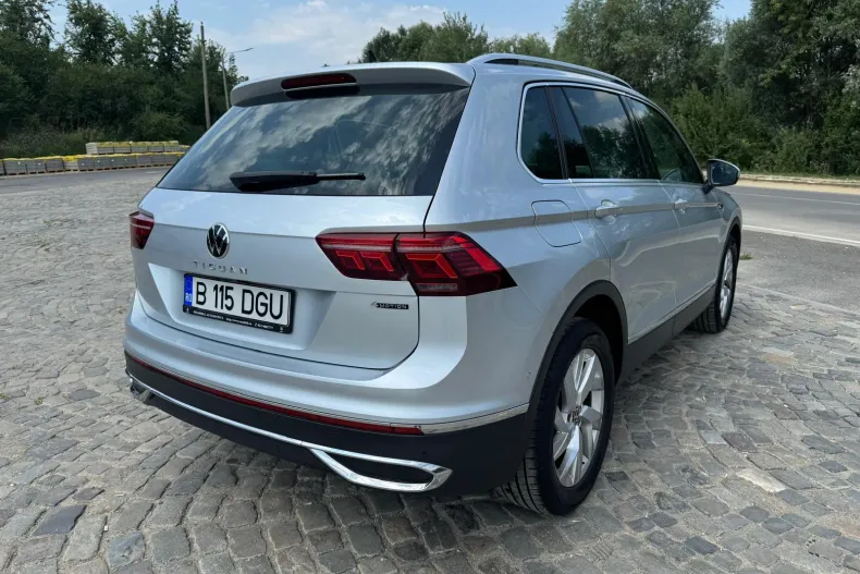 Volkswagen Tiguan din 2022 cu 65.546 km - oferta VOL243663 - foto 2