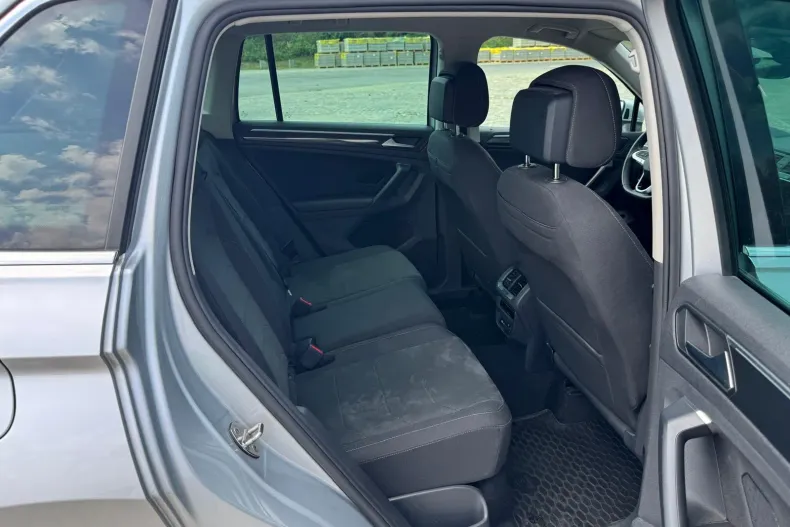Volkswagen Tiguan din 2022 cu 65.546 km - oferta VOL243663 - foto 11