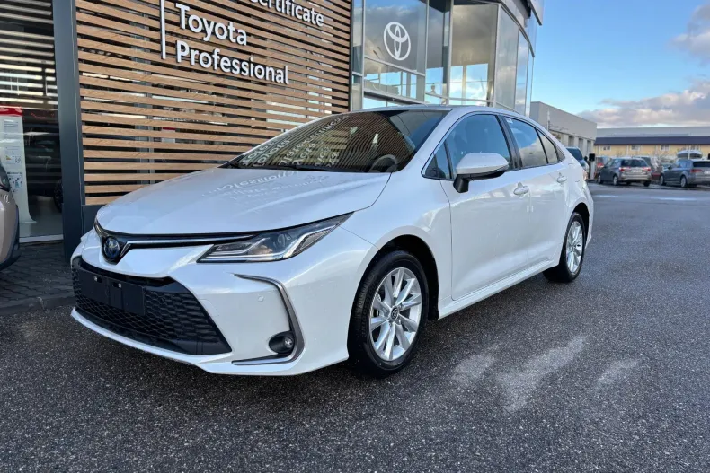 Toyota Corolla din 2026 cu 4 km - oferta TOY243665 - foto 1