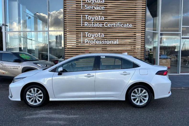Toyota Corolla din 2026 cu 4 km - oferta TOY243665 - foto 5