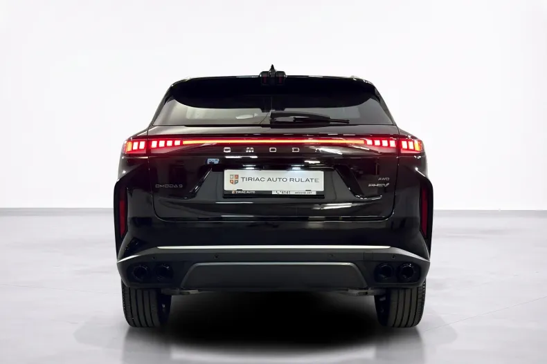 Omoda 9 din 2026 cu 27 km - oferta OMO243668 - foto 4