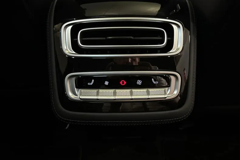 Omoda 9 din 2026 cu 27 km - oferta OMO243668 - foto 25
