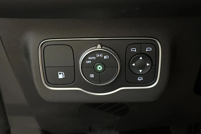 Omoda 9 din 2026 cu 14 km - oferta OMO243669 - foto 15