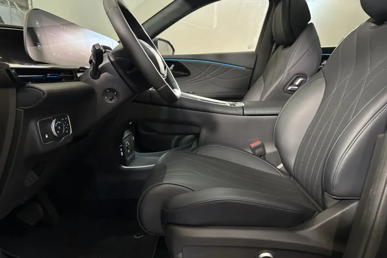 Omoda 9 din 2026 cu 20 km - oferta OMO243670 - foto 27