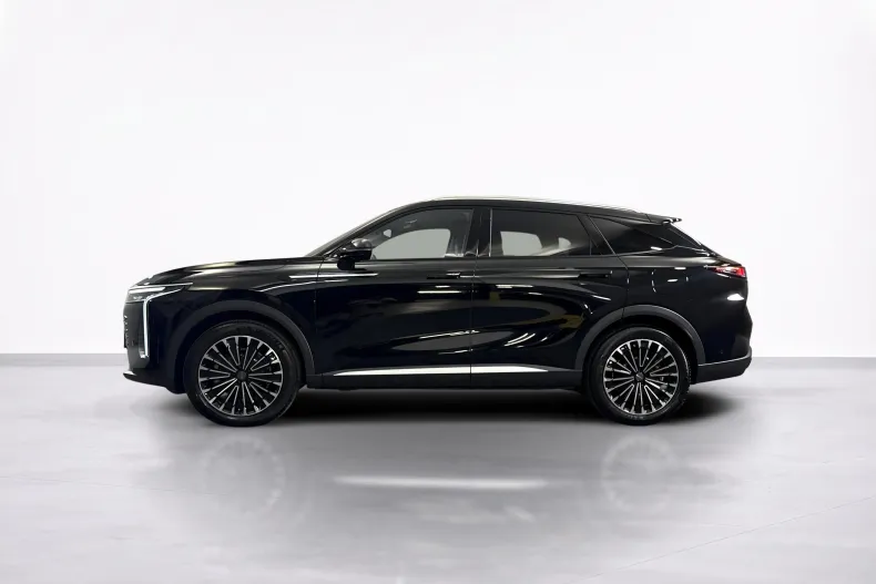 Omoda 9 din 2026 cu 23 km - oferta OMO243671 - foto 2