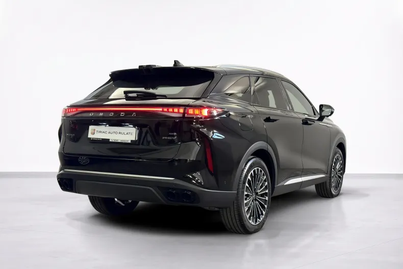 Omoda 9 din 2026 cu 23 km - oferta OMO243671 - foto 5