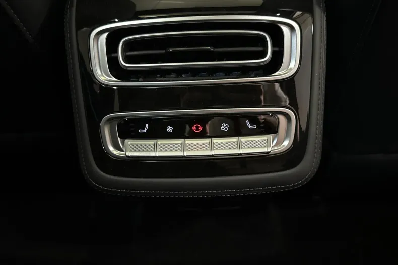 Omoda 9 din 2026 cu 23 km - oferta OMO243671 - foto 25