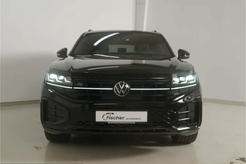 Volkswagen Touareg din 2025 cu 27.608 km - oferta VOL243677 - foto 28