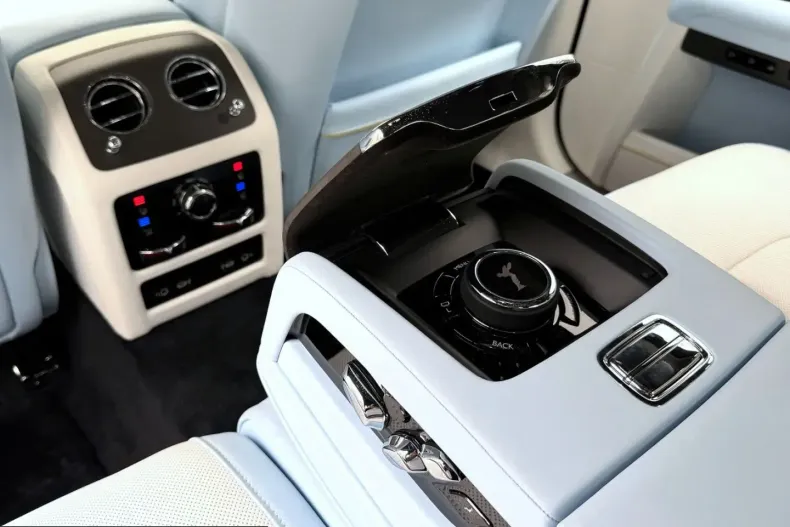 Rolls-Royce Ghost din 2024 cu 8.500 km - oferta ROL243678 - foto 30